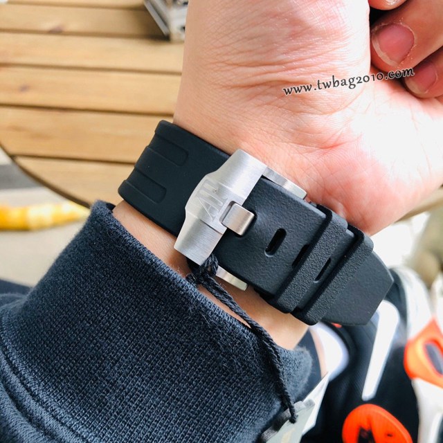 愛彼Audemars Piguet皇家橡樹離岸型15703系列男士腕表  gjs2209
